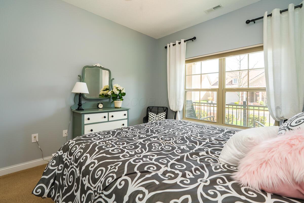 5614 Eventing Way, Hilliard, Ohio image 17