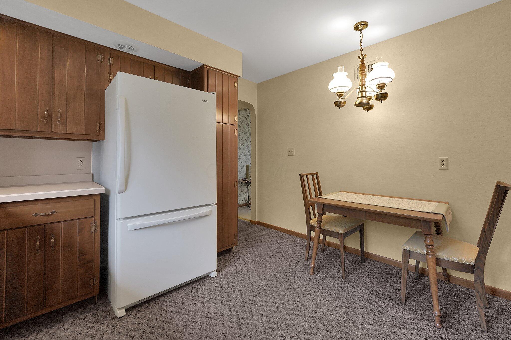 626 Rainbow Drive, Lancaster, Ohio image 13