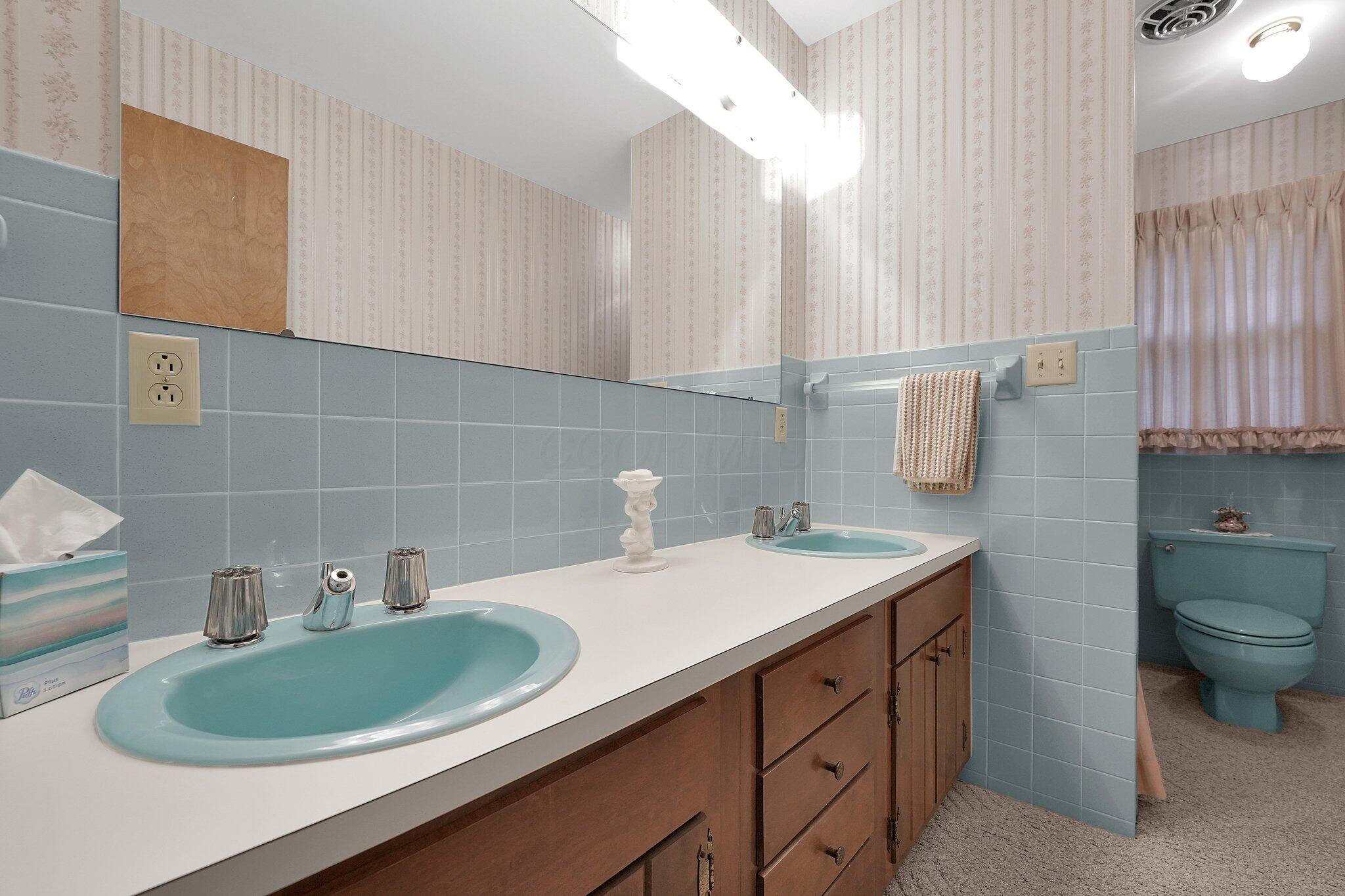 626 Rainbow Drive, Lancaster, Ohio image 28