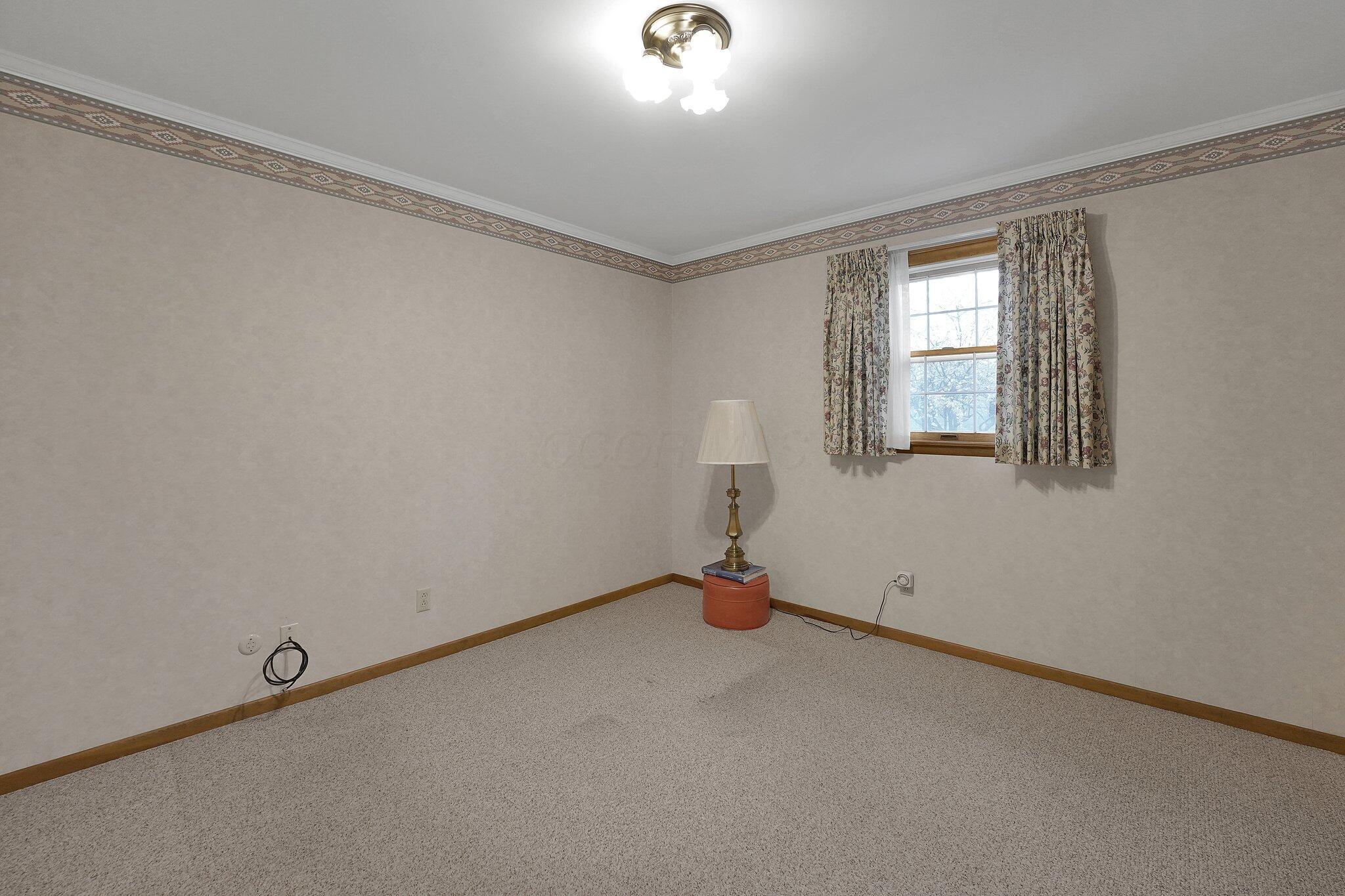 626 Rainbow Drive, Lancaster, Ohio image 25