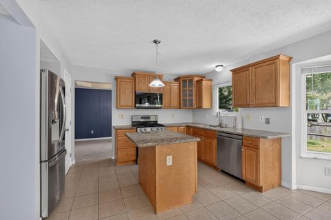 Tiny photo for 512 Barden Court, Columbus, OH 43230 (MLS # 226022465)