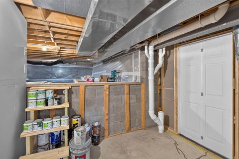 Tiny photo for 512 Barden Court, Columbus, OH 43230 (MLS # 226022465)