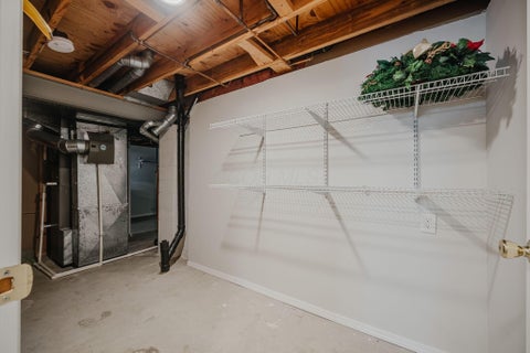 Tiny photo for 4489 Woodstream Drive, Columbus, OH 43230 (MLS # 226035994)