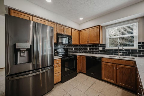 Tiny photo for 4489 Woodstream Drive, Columbus, OH 43230 (MLS # 226035994)