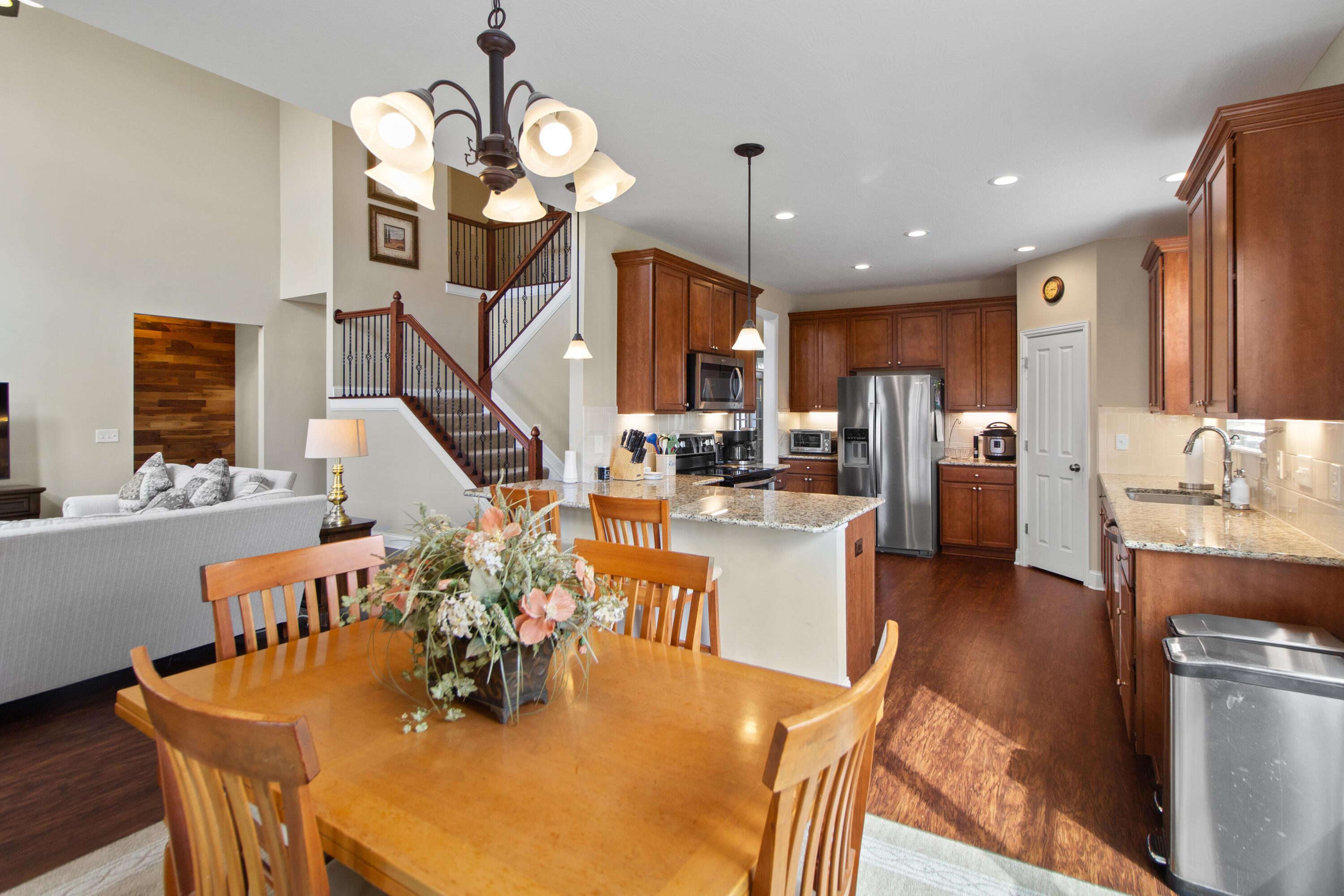 580 Weaver Ridge Drive, Marysville, Ohio image 8