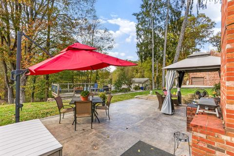 Tiny photo for 733 Walnut Drive, Logan, OH 43138 (MLS # 225040568)