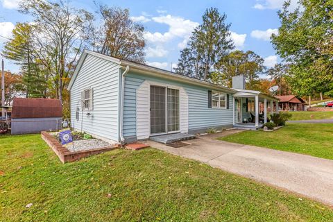 Tiny photo for 733 Walnut Drive, Logan, OH 43138 (MLS # 225040568)