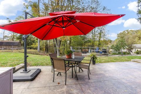 Tiny photo for 733 Walnut Drive, Logan, OH 43138 (MLS # 225040568)