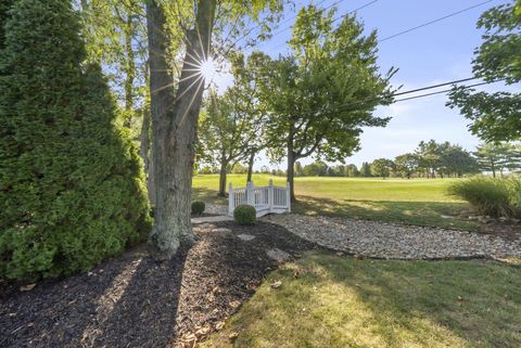 Tiny photo for 3493 En Joie Drive, Columbus, OH 43228 (MLS # 225037595)