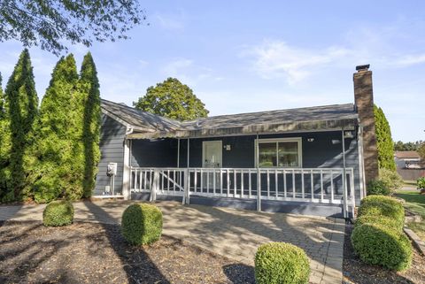 Tiny photo for 3493 En Joie Drive, Columbus, OH 43228 (MLS # 225037595)