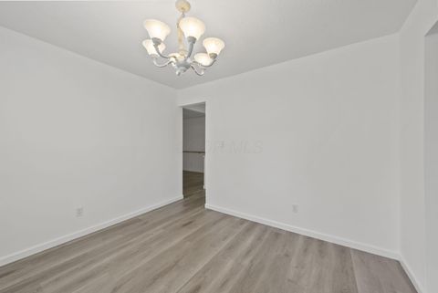 Tiny photo for 3493 En Joie Drive, Columbus, OH 43228 (MLS # 225037595)