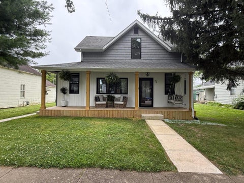 Photo of 54 W Canal Street, Carroll, OH 43112 (MLS # 226023713)