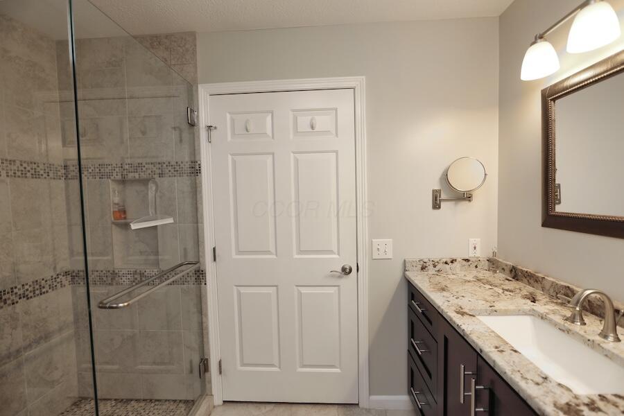 5 Fairway Drive, Mount Vernon, Ohio image 21