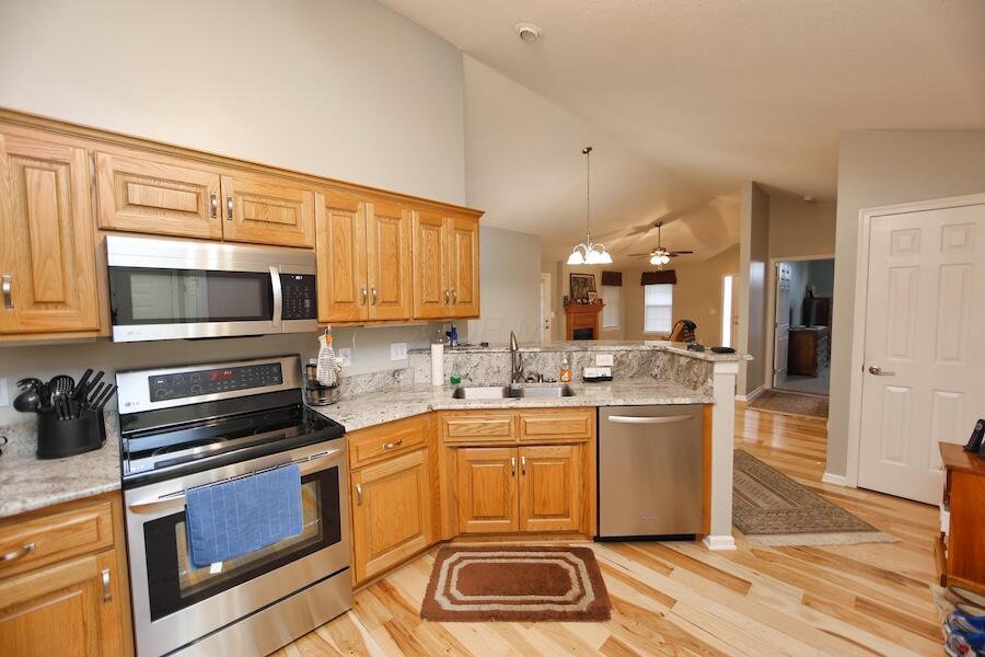 5 Fairway Drive, Mount Vernon, Ohio image 13