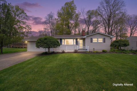 Photo of 1381 Virginia Lane, Mansfield, OH 44905 (MLS # 226016647)