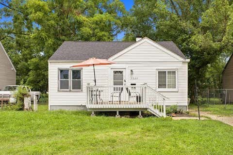 Photo of 2328 Middlehurst Drive, Columbus, OH 43219 (MLS # 226032154)