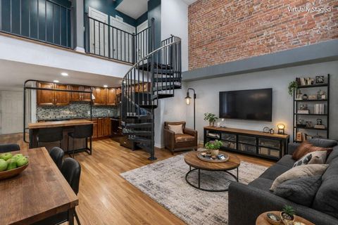 Photo of 108 Hamilton Avenue, Columbus, OH 43203 (MLS # 226006107)