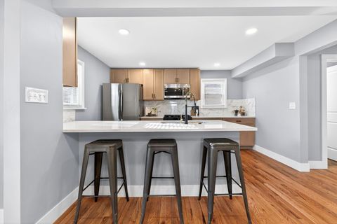 Tiny photo for 612 E Como Avenue, Columbus, OH 43202 (MLS # 226000635)