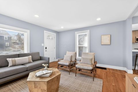 Tiny photo for 612 E Como Avenue, Columbus, OH 43202 (MLS # 226000635)