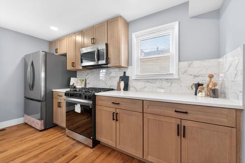 Tiny photo for 612 E Como Avenue, Columbus, OH 43202 (MLS # 226000635)