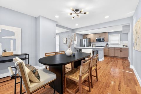 Tiny photo for 612 E Como Avenue, Columbus, OH 43202 (MLS # 226000635)