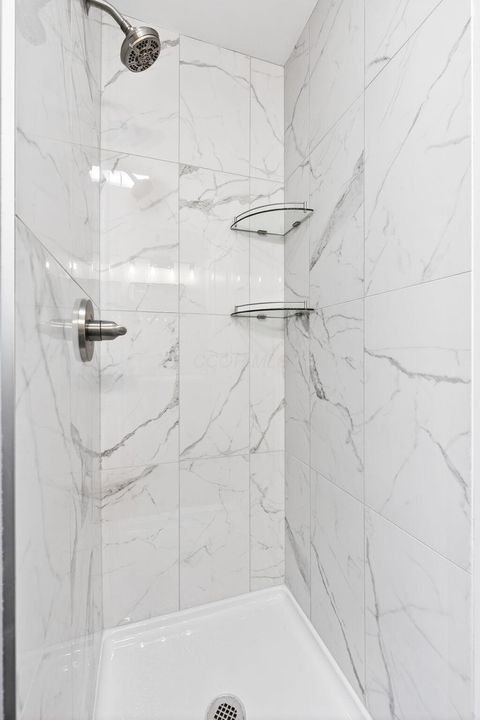 Tiny photo for 612 E Como Avenue, Columbus, OH 43202 (MLS # 226000635)