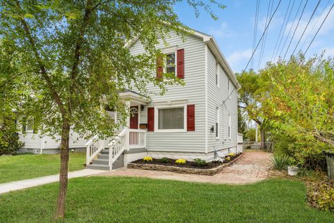 Tiny photo for 612 E Como Avenue, Columbus, OH 43202 (MLS # 226000635)