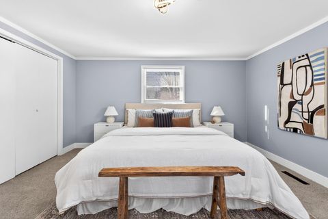 Tiny photo for 612 E Como Avenue, Columbus, OH 43202 (MLS # 226000635)