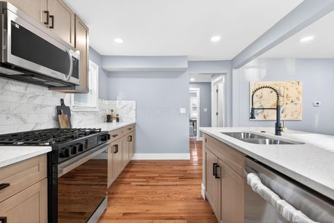 Tiny photo for 612 E Como Avenue, Columbus, OH 43202 (MLS # 226000635)