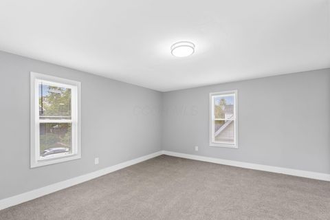 Tiny photo for 612 E Como Avenue, Columbus, OH 43202 (MLS # 226000635)