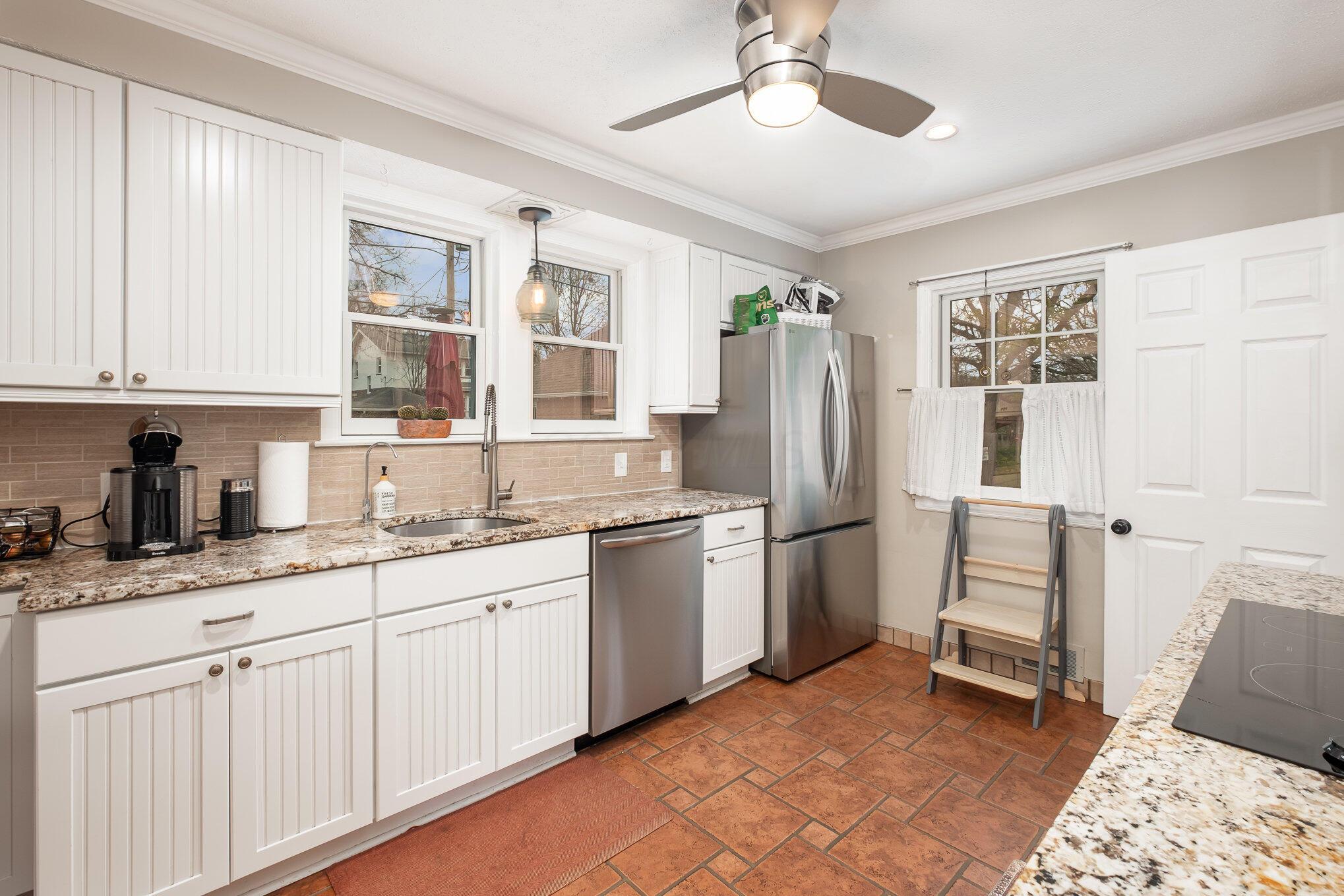 352 Northridge Road, Columbus, Ohio image 16