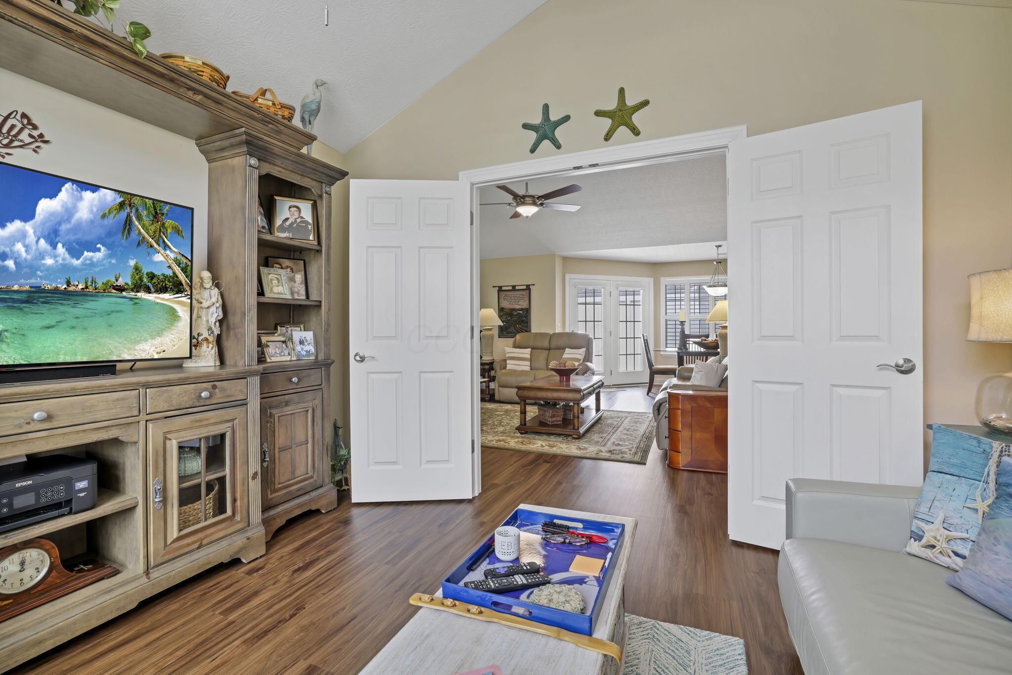 132 Narragansett Drive, Hebron, Ohio image 24