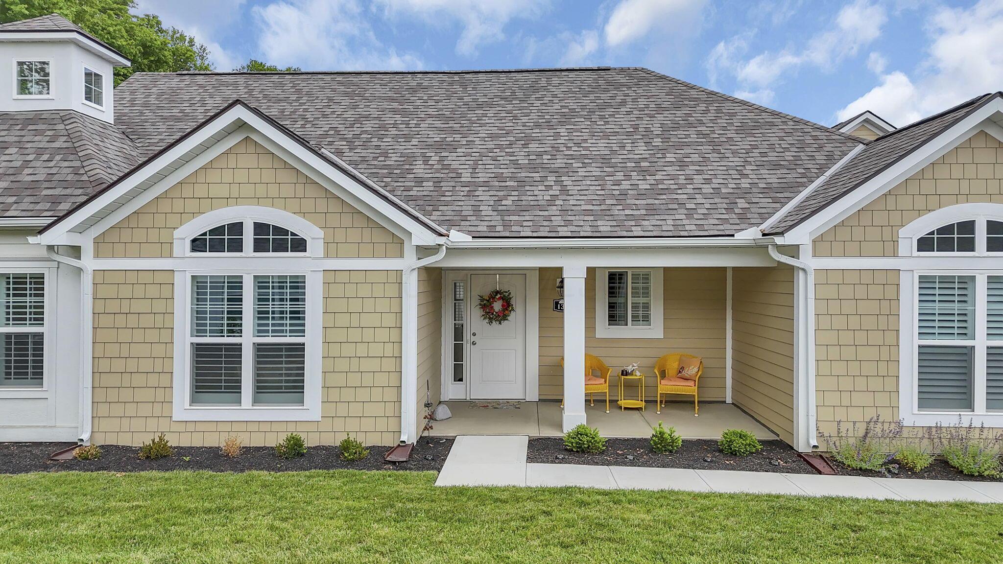 132 Narragansett Drive, Hebron, Ohio image 2