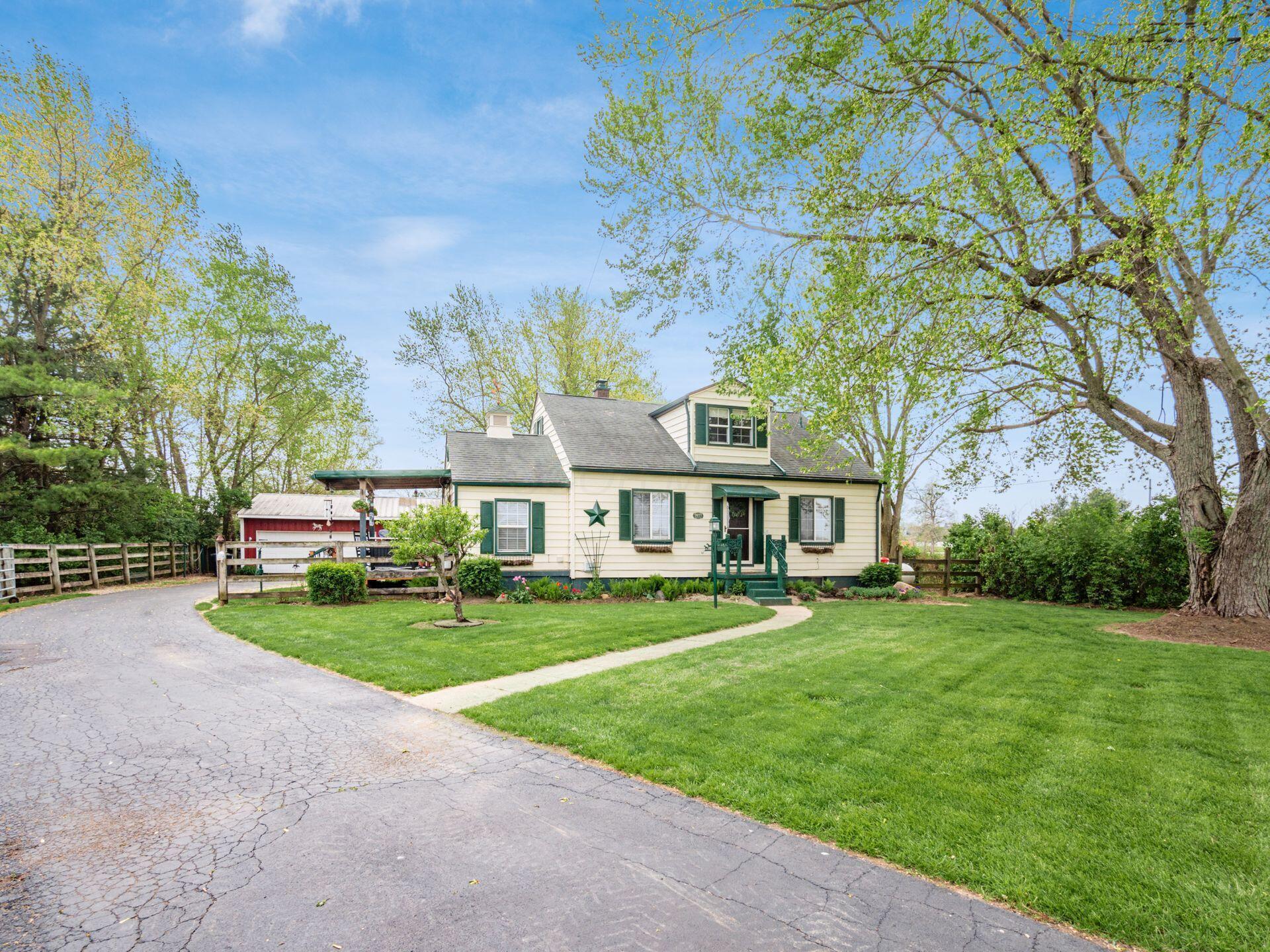 7677 Opossum Run Road, London, Ohio image 1