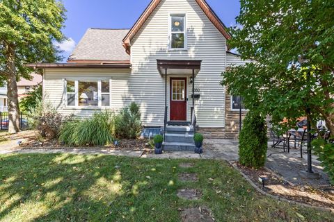 Photo of 2350 Indiana Avenue, Columbus, OH 43202 (MLS # 225036732)