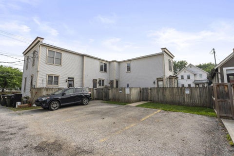 Tiny photo for 950 N 6th Street, Columbus, OH 43201 (MLS # 226027350)