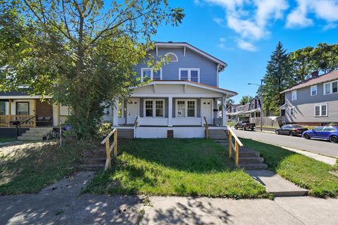 Photo of 1337 E Kossuth Street 1339 #1339, Columbus, OH 43206 (MLS # 225039048)