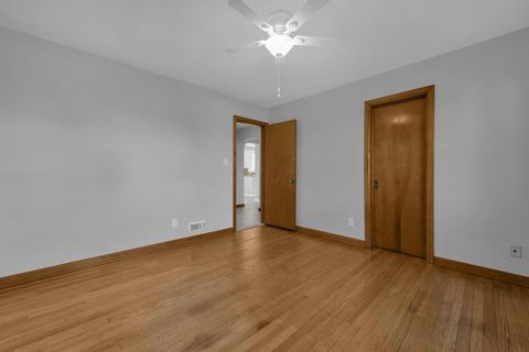 Tiny photo for 30 Demorest Road, Columbus, OH 43204 (MLS # 225041999)