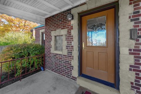 Tiny photo for 30 Demorest Road, Columbus, OH 43204 (MLS # 225041999)