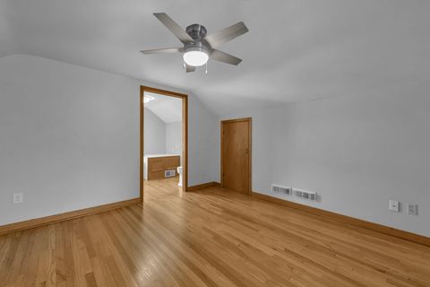 Tiny photo for 30 Demorest Road, Columbus, OH 43204 (MLS # 225041999)