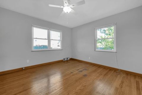 Tiny photo for 30 Demorest Road, Columbus, OH 43204 (MLS # 225041999)