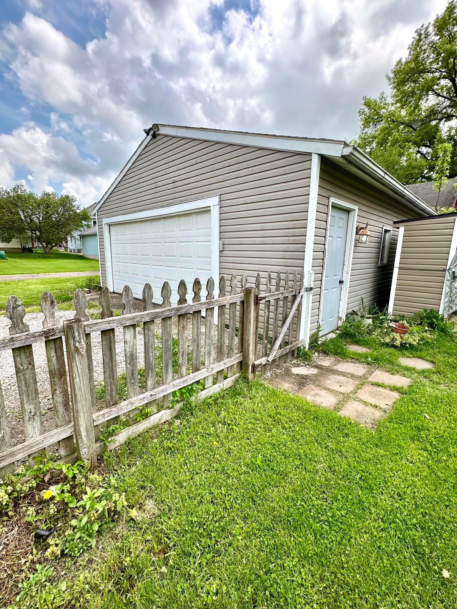640 Irey Avenue, Marion, Ohio image 38