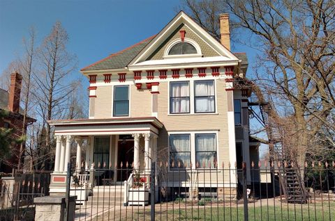 Photo of 1298 Bryden Road, Columbus, OH 43205 (MLS # 226014303)