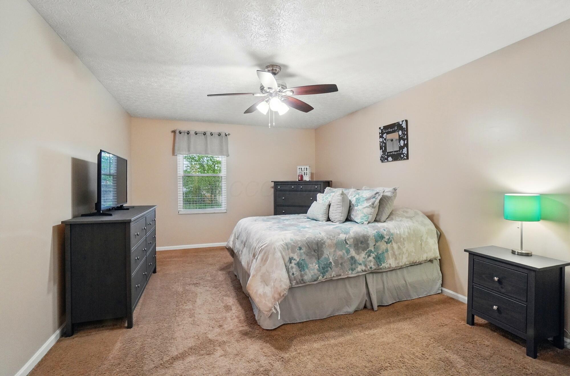 7254 Sunfoil Court, Reynoldsburg, Ohio image 15
