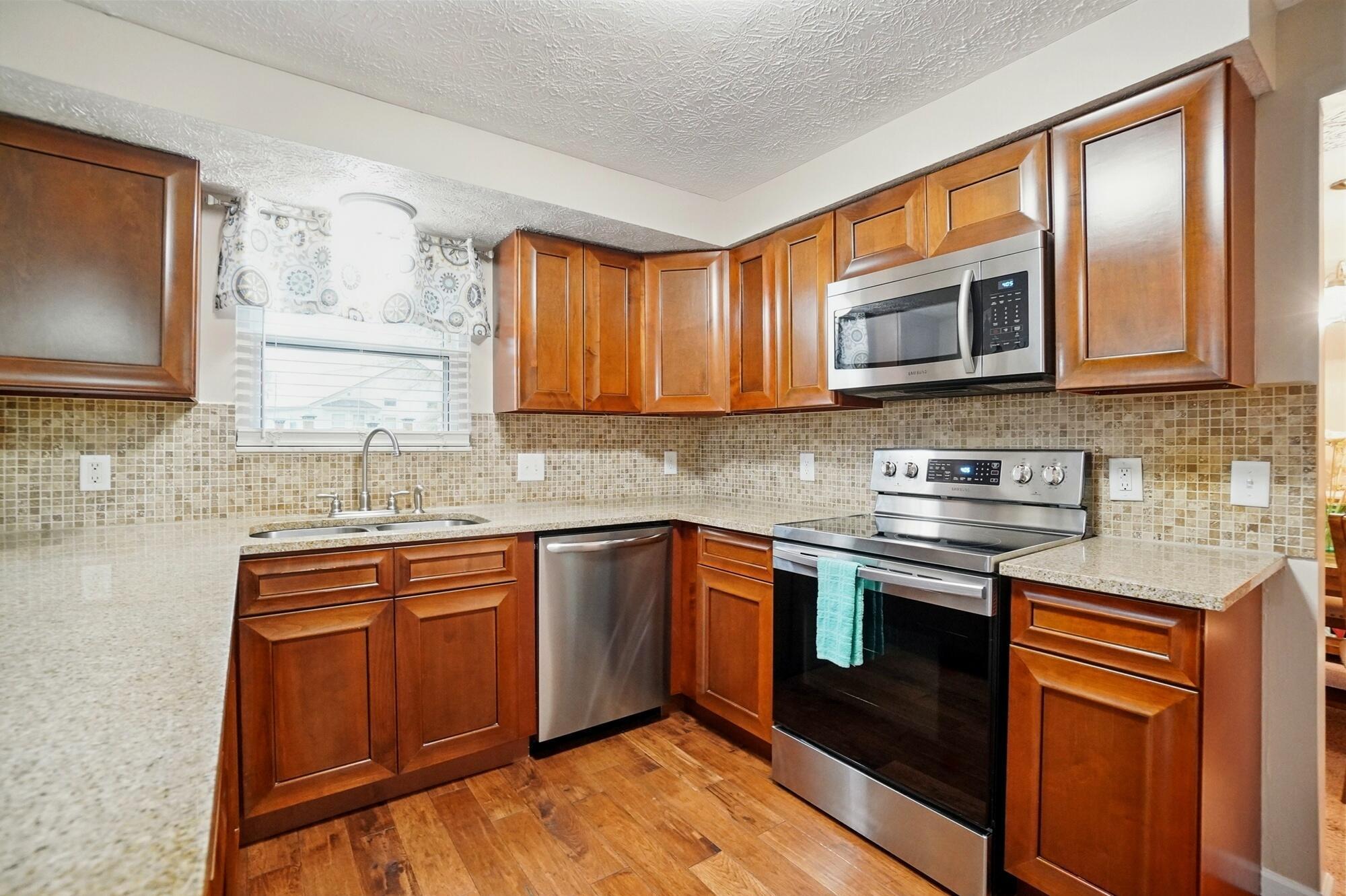7254 Sunfoil Court, Reynoldsburg, Ohio image 9