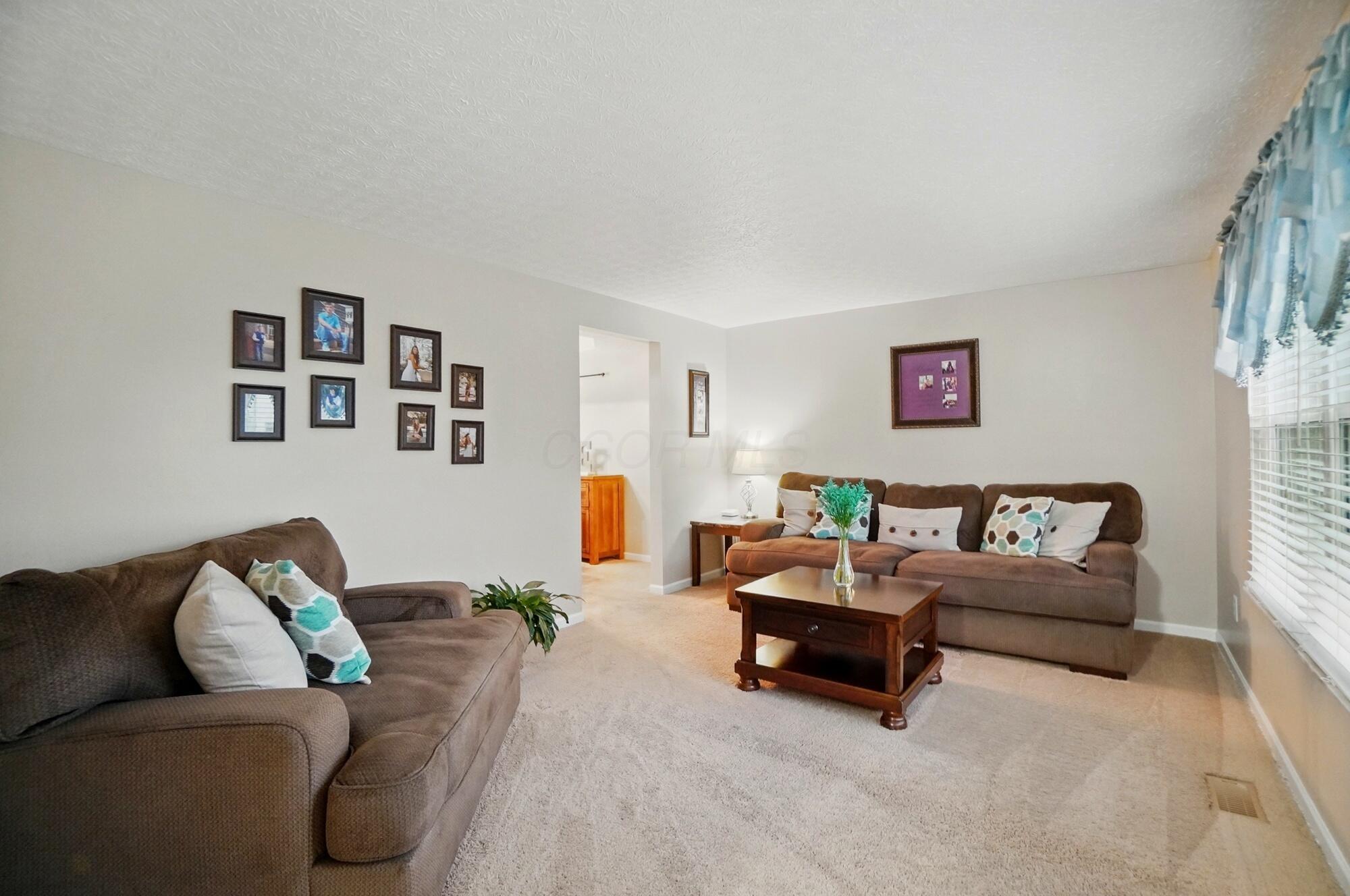 7254 Sunfoil Court, Reynoldsburg, Ohio image 4