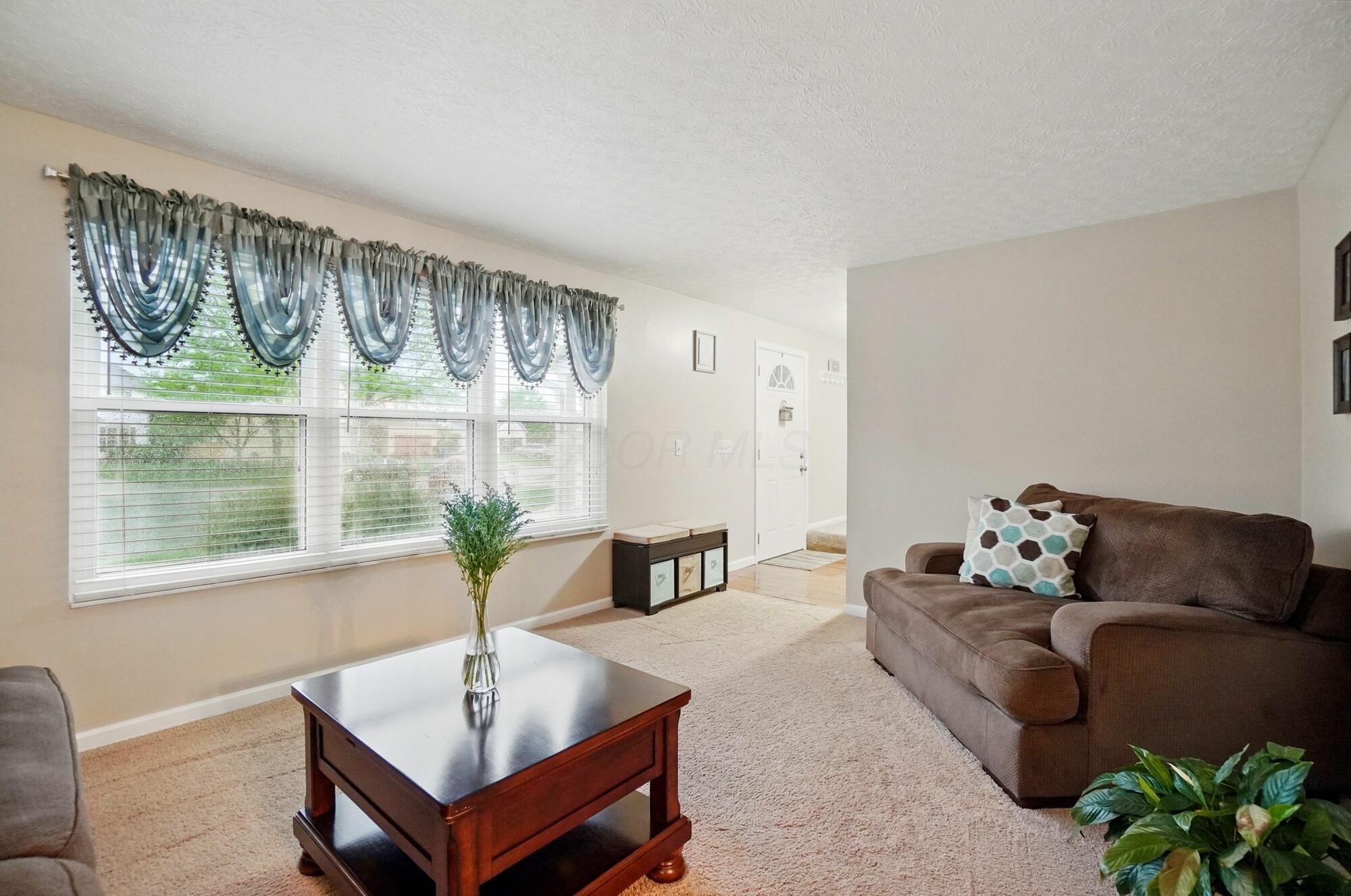 7254 Sunfoil Court, Reynoldsburg, Ohio image 5