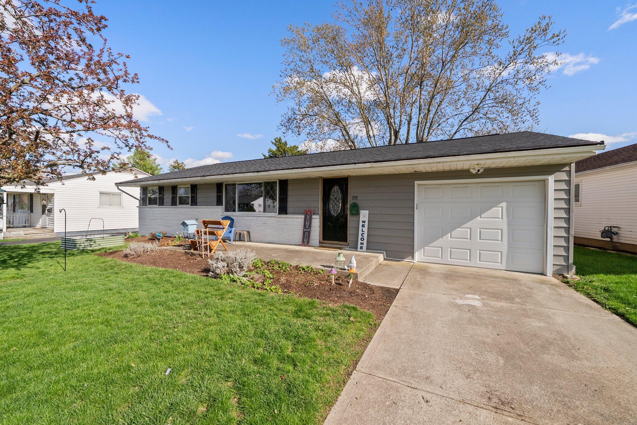 251 Fellows Avenue, West Jefferson, Ohio image 2