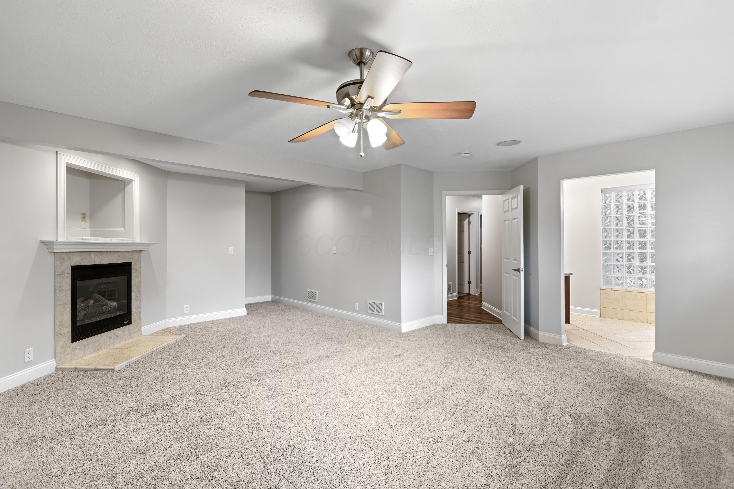 Columbus, Ohio 43230, United States, 4 Bedrooms Bedrooms, ,3 BathroomsBathrooms,Residential,Contingent,135241