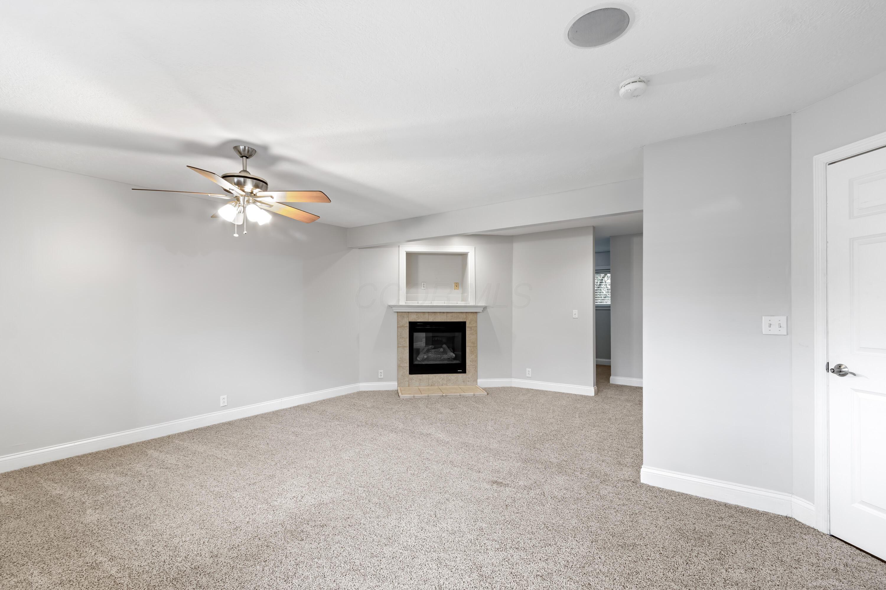 Columbus, Ohio 43230, United States, 4 Bedrooms Bedrooms, ,3 BathroomsBathrooms,Residential,Contingent,135241